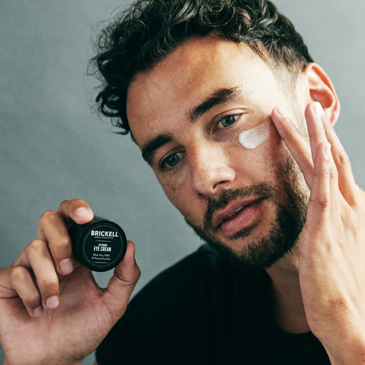 Brickell Men's Restoring Under Eye Cream - Natural & Organic Anti-Aging Eye Balm for Dark Circles, Puffiness & Wrinkles (0.5 oz, Unscented)