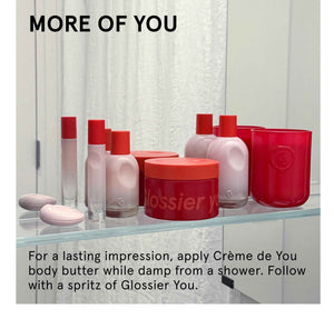 Glossier Crème de You Dry-Touch Body Butter - Signature You Fragrance Scented Body Cream for Dry Skin & 24 Hour Hydration - Shea Butter & Jojoba Oil - Warm & Spicy - Dermatologist-Tested, Vegan, 215ml